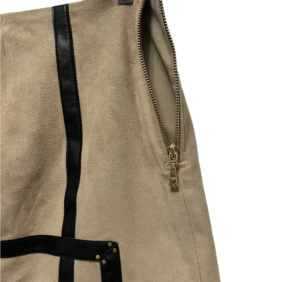 Guess Tan A-line Mini Skirt. Faux Tan Sueadewith Faux Black leather accent - Picture 5 of 9